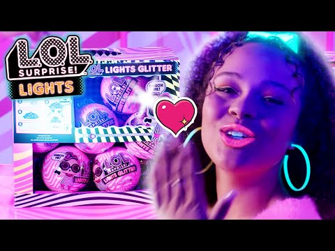 lights-glitter-pets-&-tots-unboxed!-|-season-5-episode-3-|-lol-surprise!