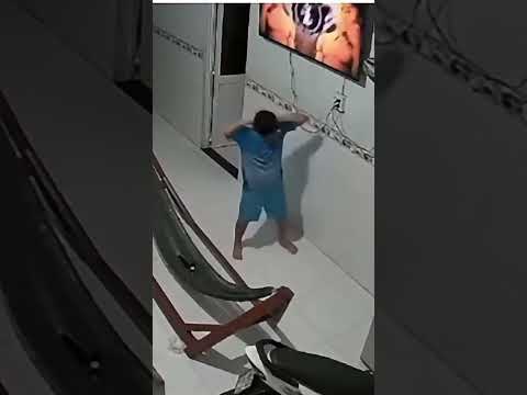 Bộc lộ bản chất 🐧