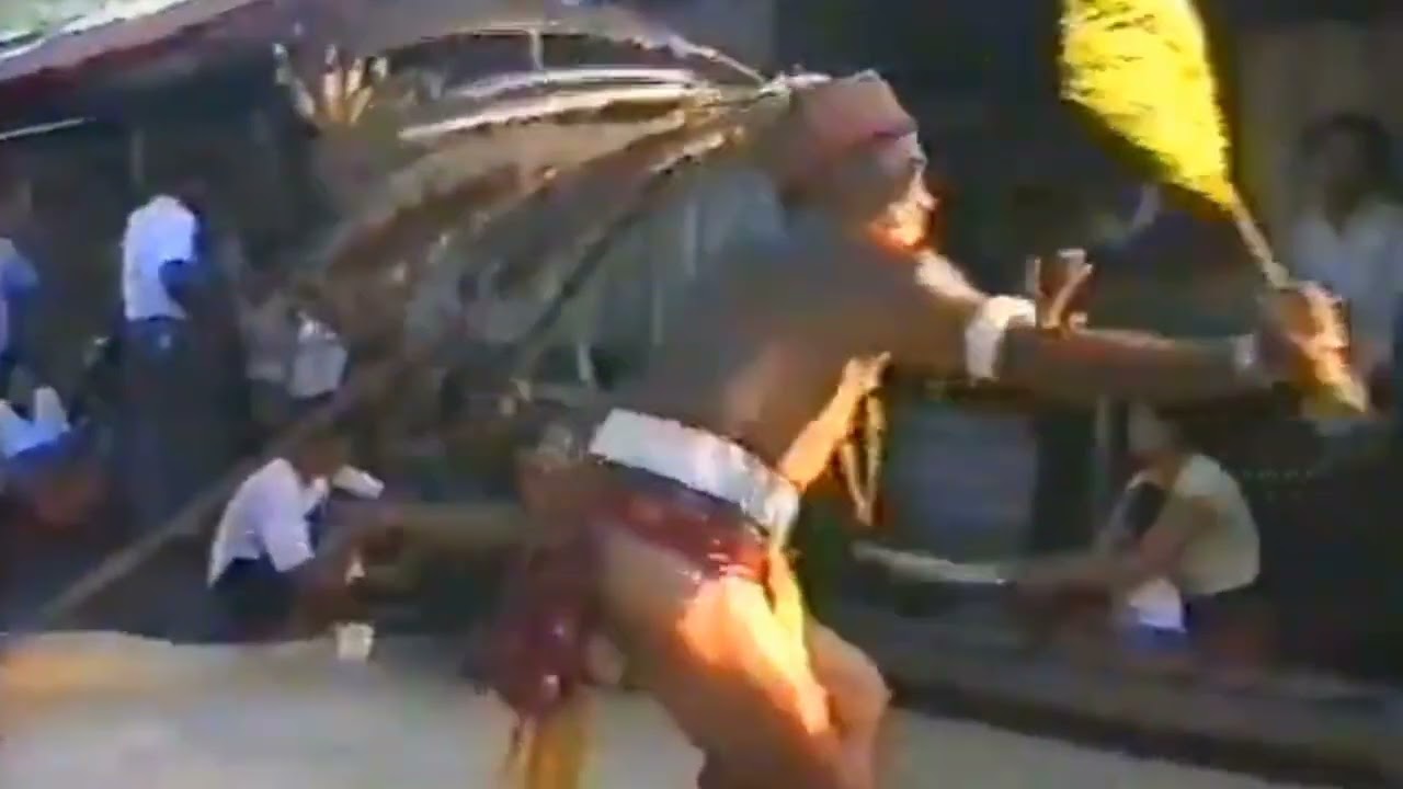 Ngajat Asal Lelaki Iban  Tahun 1970an di Sarawak