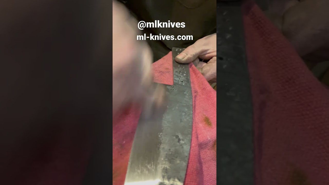 Process of a chefs kitchen blade