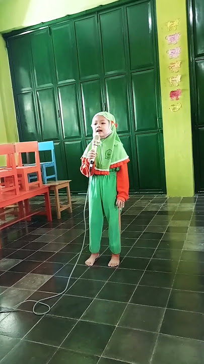 Menyanyi sorak sorak bergembira