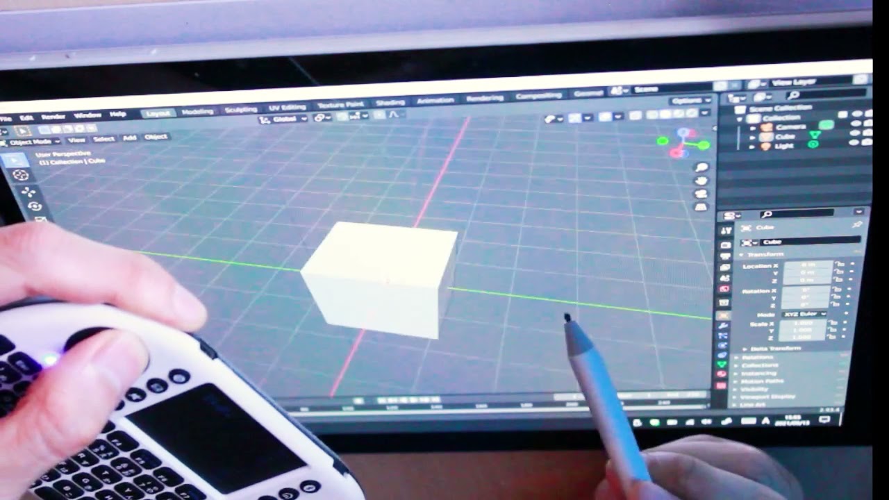 Blender using Surface Pro 5th \with a micro-keyboard