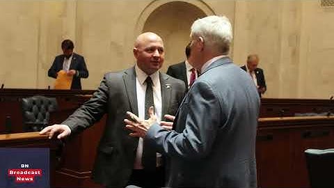 Arkansas lawmaker who asked transgender woman if she had a penis calls backlash 