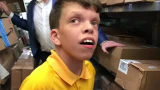 Brenan takes a tour of the UPS facility - part 1