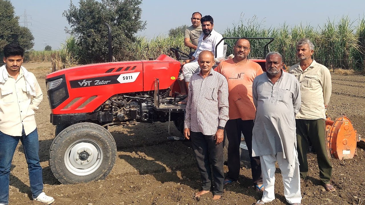 गांव में हल्ला मच गया आ गया जीटर 5011गांव में 