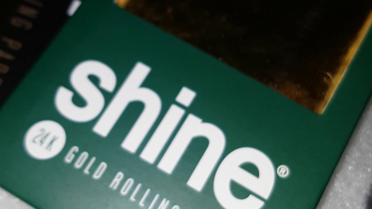 24K Gold Rolling Papers filled with Purple Punch