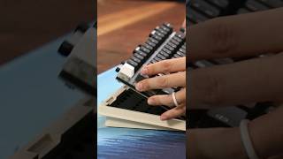this is how you take apart a keyboard EZ