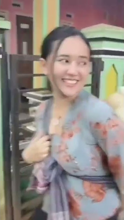 OMSET NAIK 3X LIPAT !!! TUKANG JAMU SEKSI #shorts #jamugendong #kimochiberlian #enengjamu