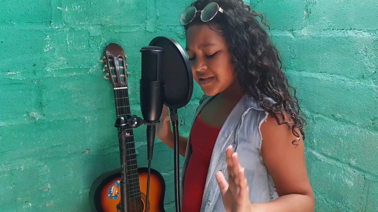 Quien Pone La Voz A Alexa