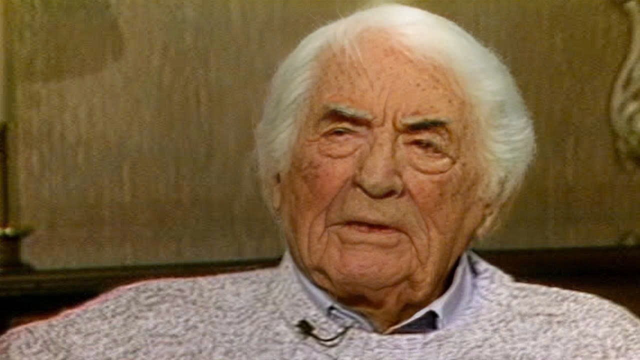 Gregory Peck FINALLY Breaks Silence On Robert Mitchum