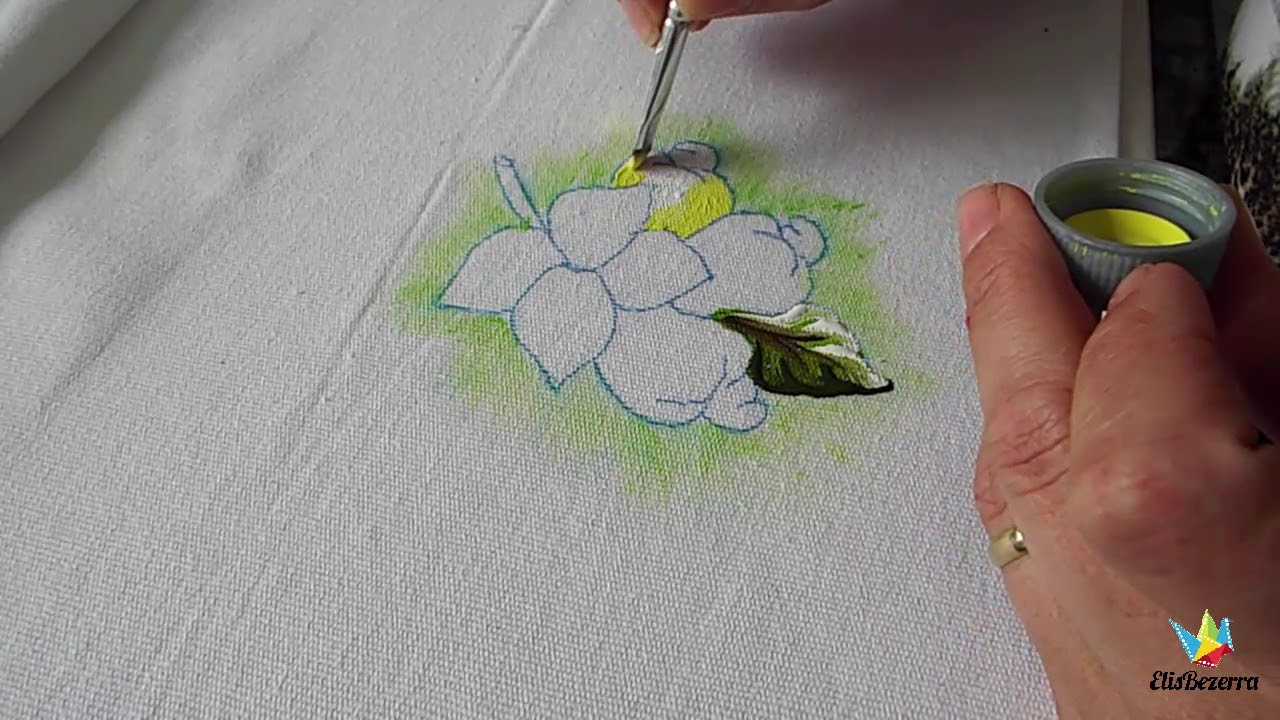 Pintura em tecido -  Aula 2 - Parte 1-2  Pintando Caju em Pano de Prato