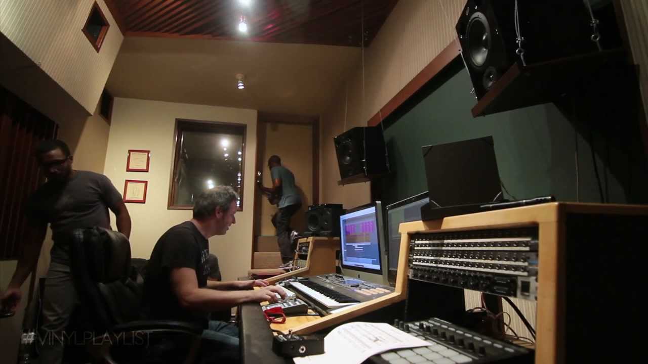 VINYL PLAYLIST - Between The Waves - Tease 1