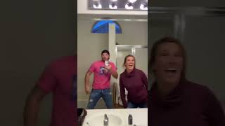 Could you tell Billy feel going up the STAIRS #brandybilly