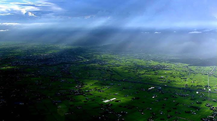 『天空からの招待状』予告編