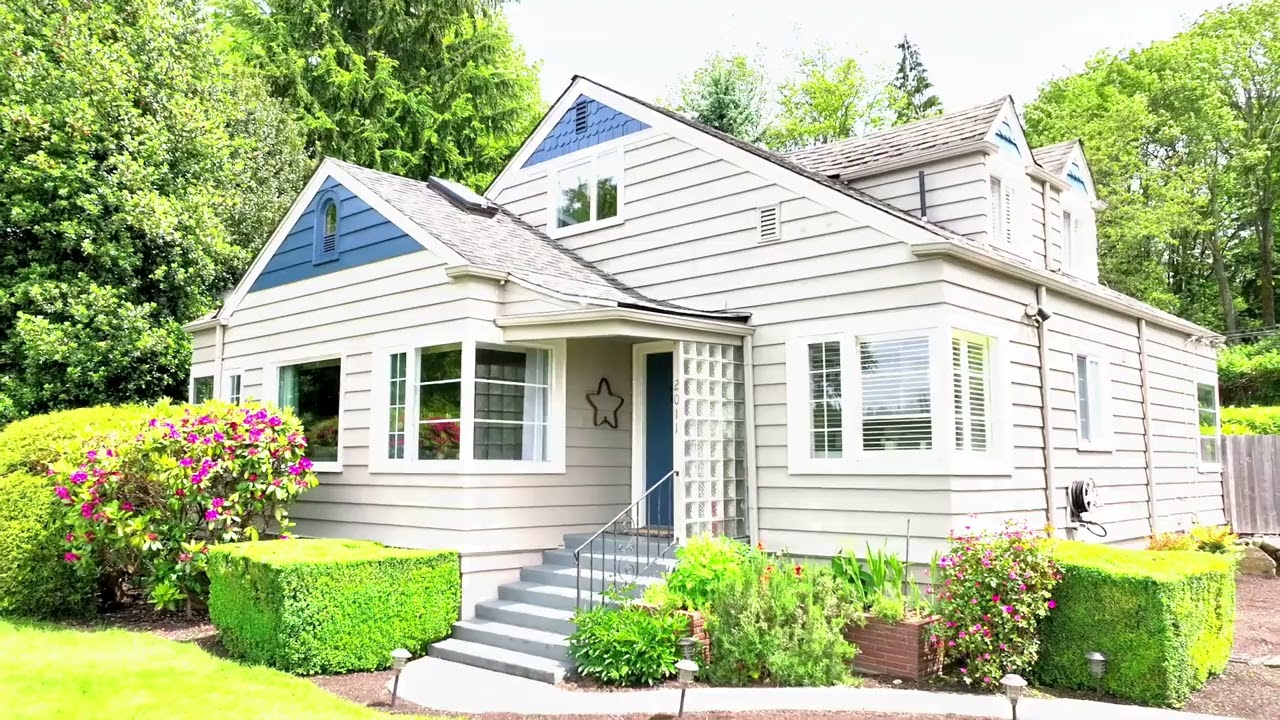 2011 Bickford Ave, Snohomish WA 98290 Gallagher Real Estate Group