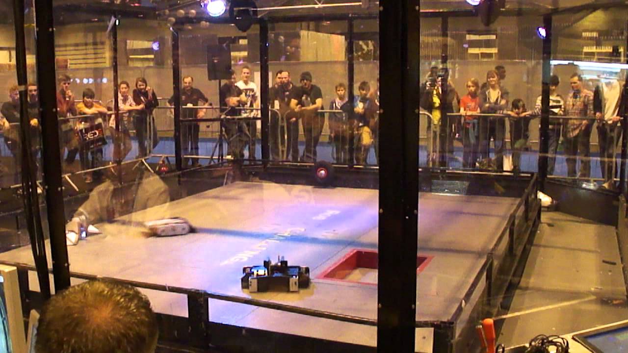 Hatchet vs Binky vs 4 4 Toon Robochallenge 2014 YouTube