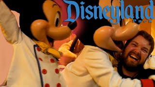 MICKEY BROKE ME!!!  Disneyland Impressions Goofy's Kitchen Part 2