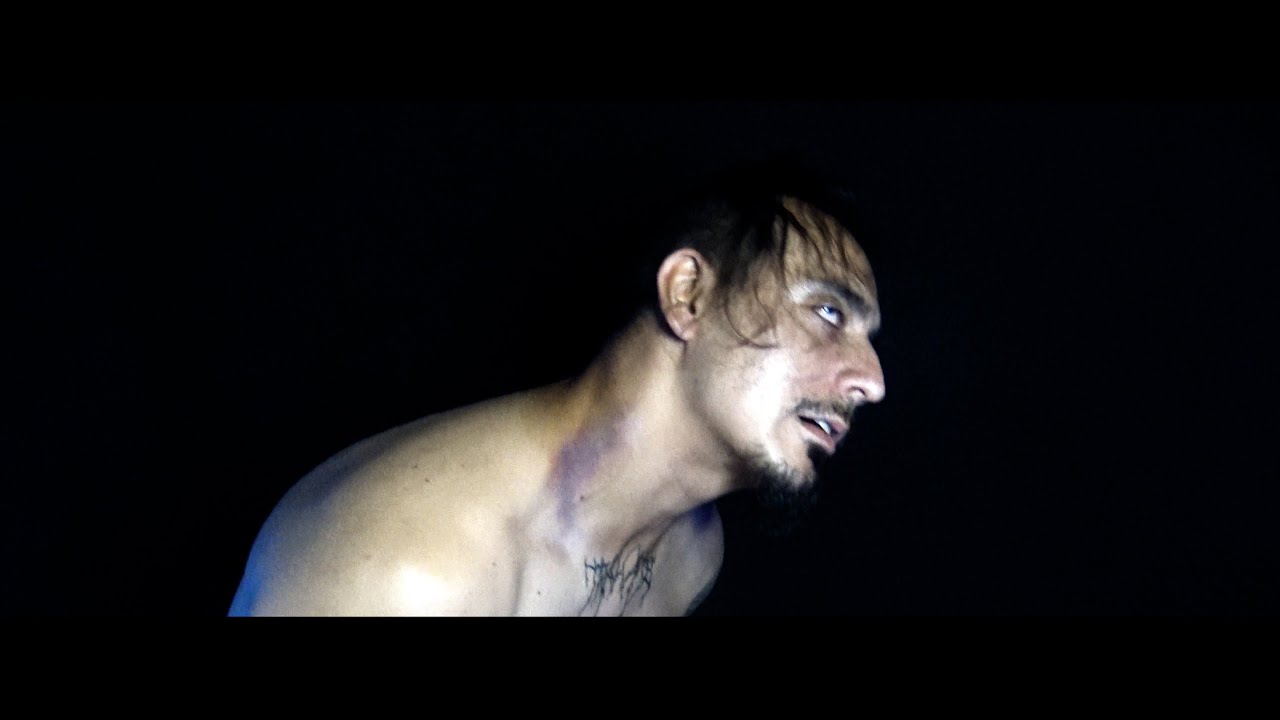 Watch Laki - Corte (oro en la caja) Video Oficial on YouTube Watch Laki - Corte (oro en la caja) Video Oficial on YouTube