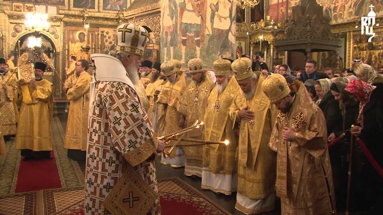 Московский и Грузинский Патриархи совершили литургию