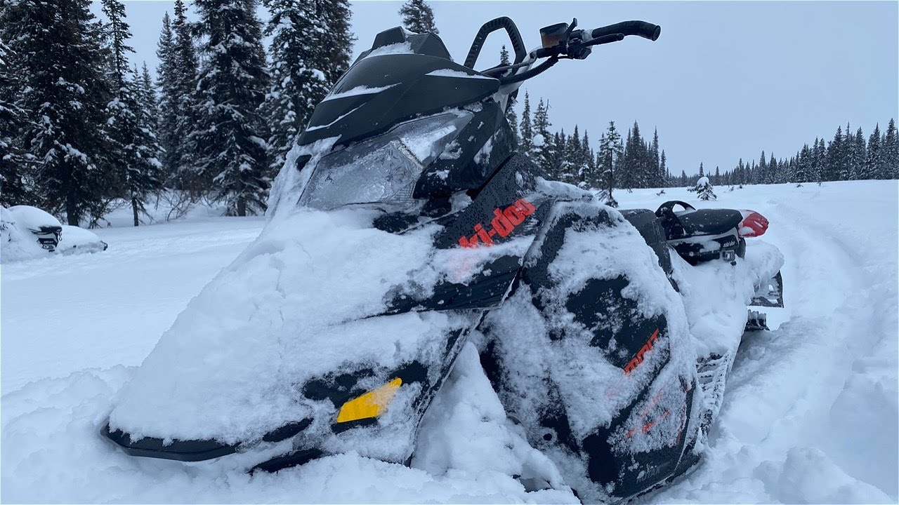 Playing in Alaska's Backcountry pt.1 of busy 3 day weekend