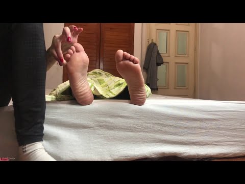 ASMR - Feet Tickling