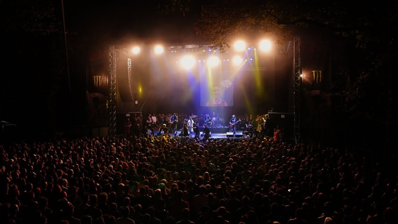 LAGWAGON Coffee And Cigarettes (Multicam) live at Punk Rock Holiday 1