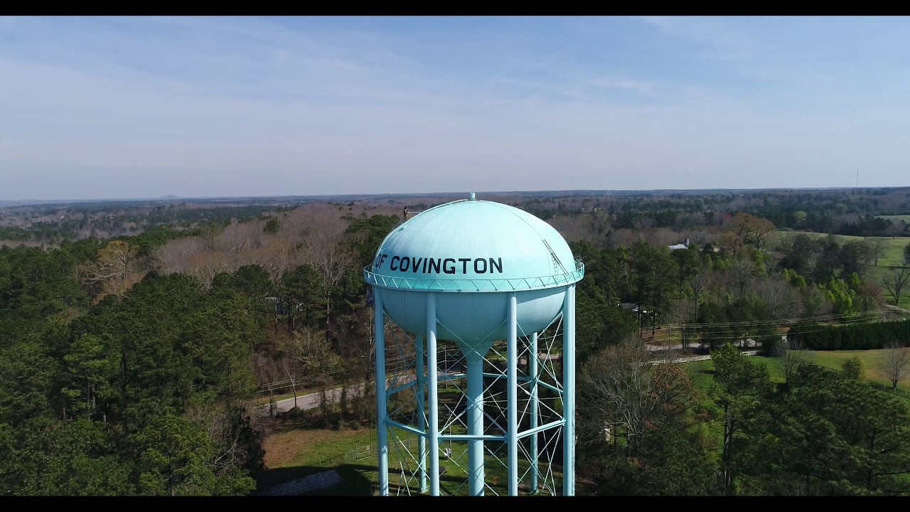 Crews cleaning the City of Covington water tower YouTube