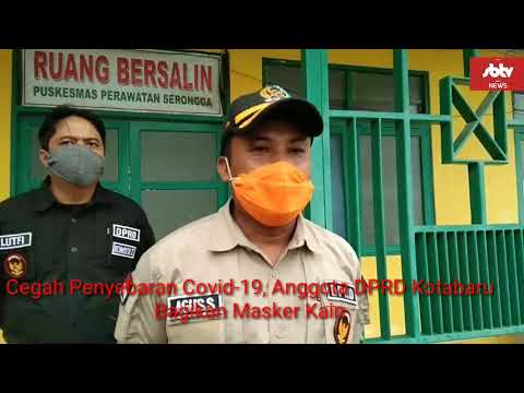 Cegah Penyebaran Covid-19, Anggota DPRD Kotabaru Agus Subejo Bagikan Masker 