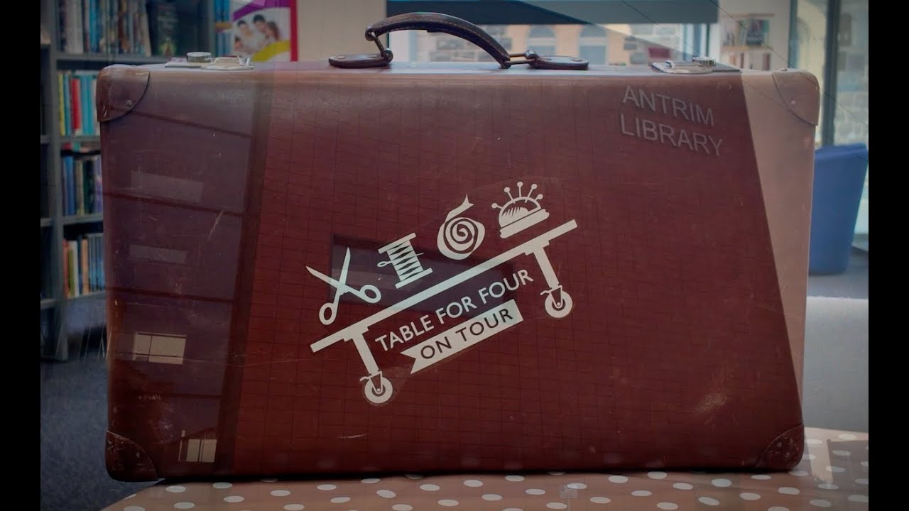 СТОЛИК НА ЧЕТВЕРЫХ ВО ВРЕМЯ ТУРА - Вы сами сделали этот венок?