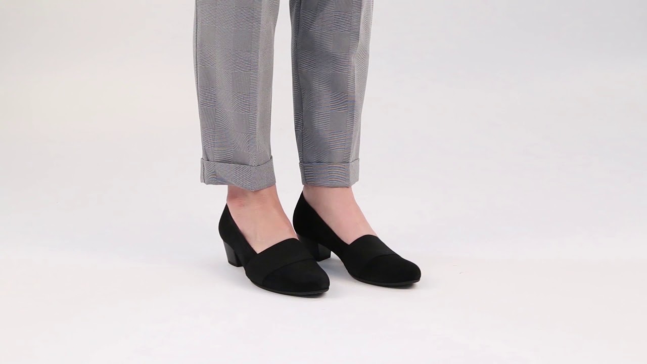 gabor sovereign court shoes