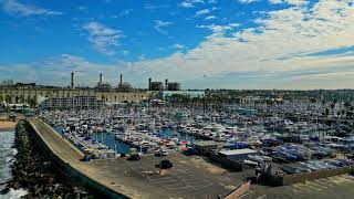 Exploring the Beauty of Waterfront Marinas - Your Perfect Port of Call!