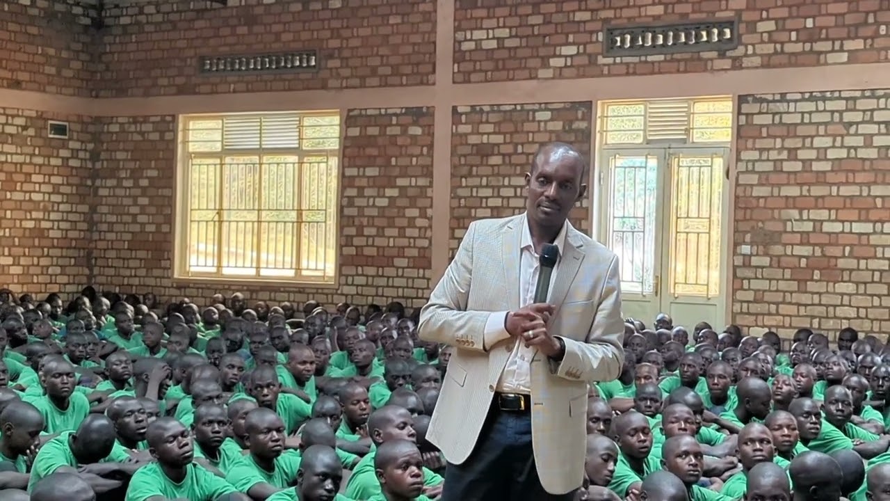 Mwitekerezeho kd amasomo muhabwa muzayabyaze umusaruro -DG/NRS abwira abari kugororerwa Nyamagabe