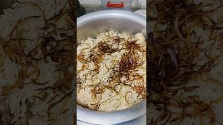 Chicken White Pulao😋#shorts#ytshorts#youtubeshorts#viral#cooking#recipe#viralvideos#shortfeed#music