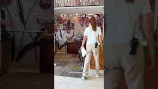 Khỉ làm vua trong nhà