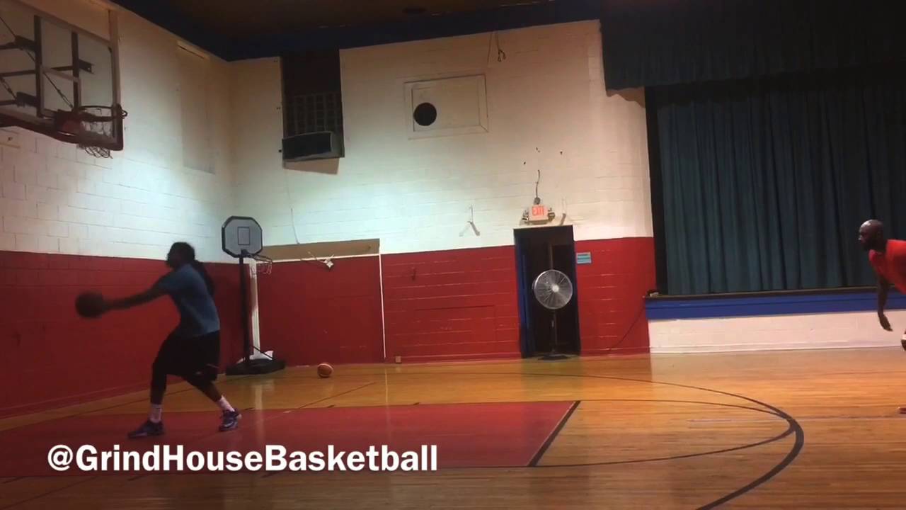 World Record Basketball 3pt shots made in 1 min (TIED) Grind House