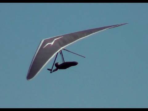 EXTREME HANG GLIDING - Mt Tamborine