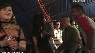 Download Lagu OPLOSAN/ VOCAL :RINA/INTAN OM ANNISA MP3