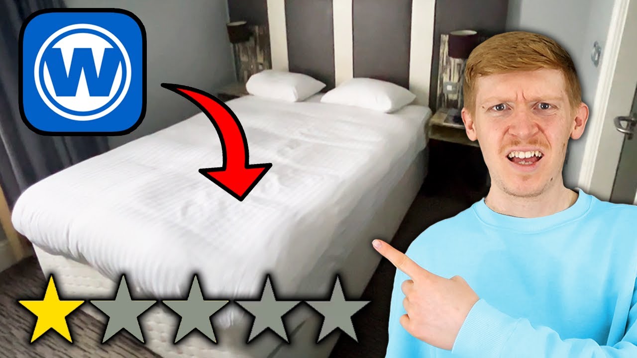 Я остановился на ночь в отеле Wetherspoons.