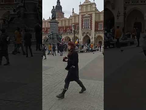 Поменять гривны в