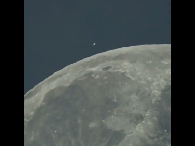 Close Up Zoom Moon 1000x beatiful view #SHORTVIDEO class=