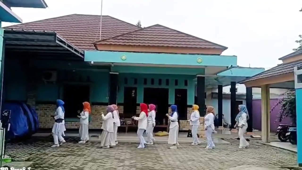 Pesando En ti line dance// coreo Asbarabare & Rini H & Luci Irawati//demo by Delima 