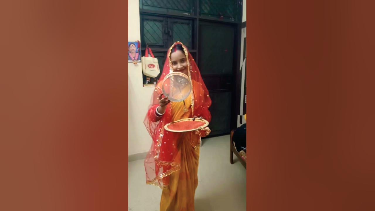 badi taraf hai mere SathiHindi new songkarva chauth special 🌜🌜 YouTube
