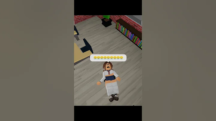 That One Girl in Roblox When It's Last Day of School 😂 #roblox