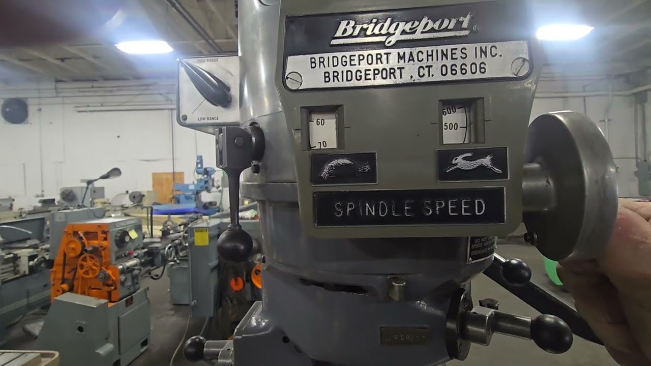 Bridgeport 2HP Mill w/Newall C80 DRO, New PF, 9 x 48, Kurt Vise, Bijur Lube and Chrome ways 269288