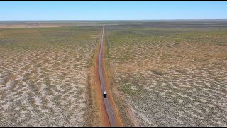 Conquering Northern Territory with Sean Scott - Savannah Way
Our Ambassador Sean Scott hits the Savannah Way, Australias longest and arguably most fascinating route. Heres the second leg of the journey. Conquering Northern Territory with Sean Scott - Savannah Way