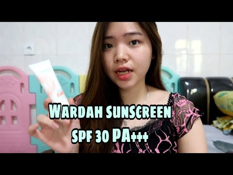 Review (1 Bulan Pemakaian) Wardah & Emina Sunscreen. 