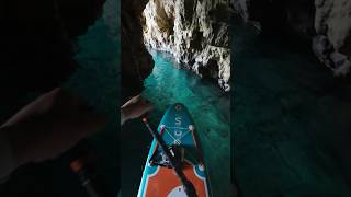 Nature's surprises 🌊⛰️ #nature #sea #adventure #paddleboarding #sup #kayak #suplife #sealife