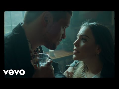 Lasso, Danna Paola - Subtítulos // Letra + Video Oficial