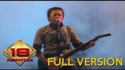 WAYANG .. DI SERBU PARA FANS ..  (Live Konser BATAM 2006)