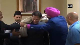 Navjot Singh Sidhu meets, facilitates newly elected Pakistan PM Imran Khan